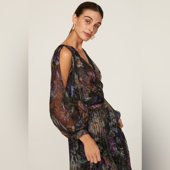 $895 Marchesa Notte Metallic Floral Pleated Gown maxi black RTR Flowy blue red - Picture 4 of 8